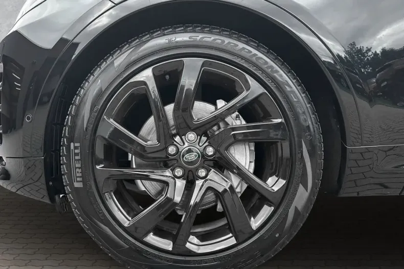 Land Rover Discovery din 2024 cu 17.532 km - oferta LAN111560 - foto 9