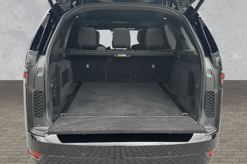 Land Rover Discovery din 2024 cu 17.532 km - oferta LAN111560 - foto 15