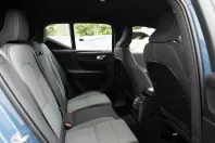 Volvo XC40 din 2022 cu 43.135 km - oferta VOL111562 - foto 6