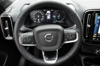 Volvo XC40 din 2022 cu 43.135 km - oferta VOL111562 - foto 10