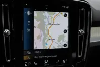 Volvo XC40 din 2022 cu 43.135 km - oferta VOL111562 - foto 13