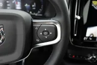 Volvo XC40 din 2022 cu 43.135 km - oferta VOL111562 - foto 20