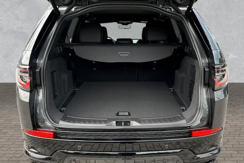 Land Rover Discovery Sport din 2024 cu 5.932 km - oferta LAN111565 - foto 15