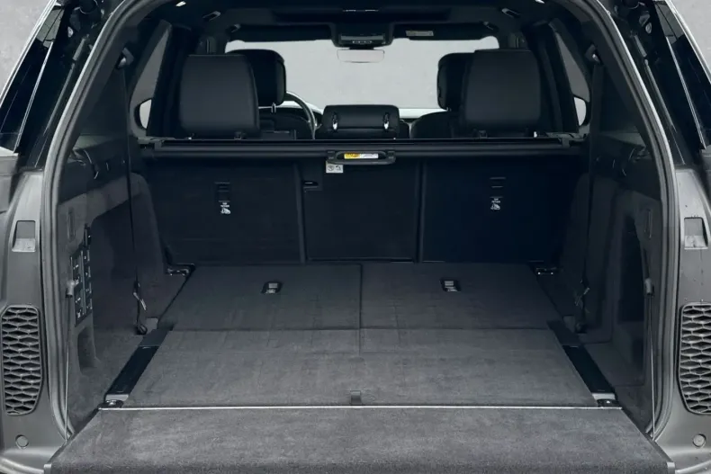 Land Rover Discovery din 2024 cu 16.558 km - oferta LAN111567 - foto 15