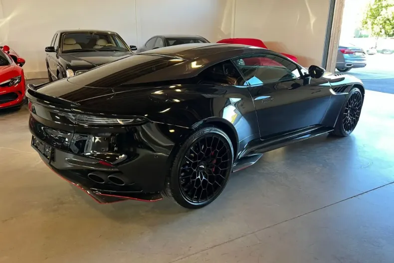 Aston Martin DBS din 2023 cu 3.100 km - oferta AST111571 - foto 3