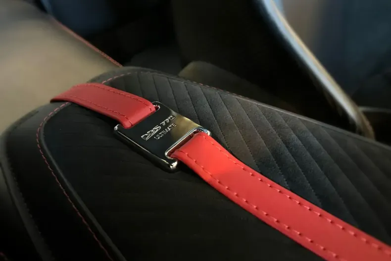 Aston Martin DBS din 2023 cu 3.100 km - oferta AST111571 - foto 26