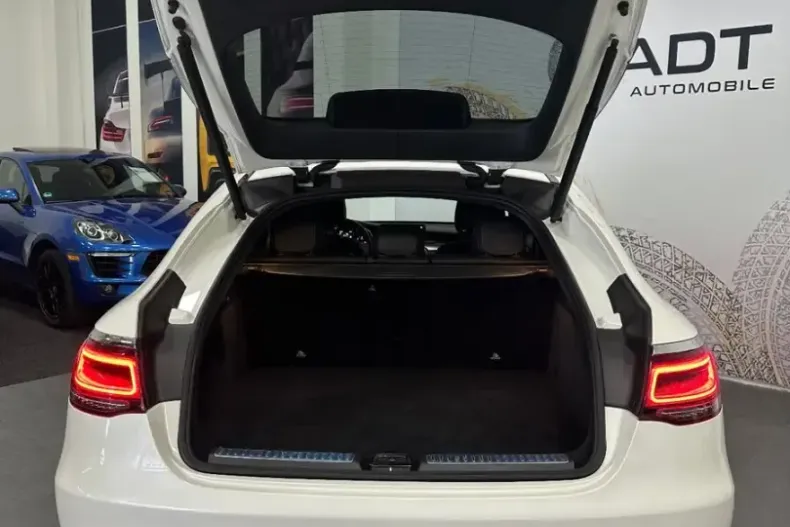 Mercedes-Benz GLC 300 din 2020 cu 98.000 km - oferta MER111576 - foto 13