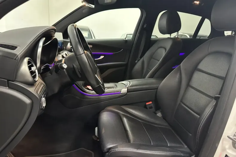 Mercedes-Benz GLC 300 din 2020 cu 98.000 km - oferta MER111576 - foto 24