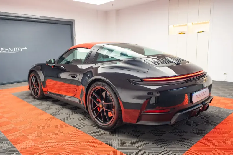 Porsche 911 din 2025 cu 7.600 km - oferta POR111577 - foto 4