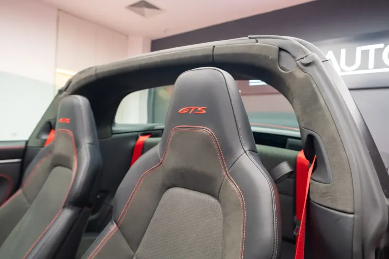 Porsche 911 din 2025 cu 7.600 km - oferta POR111577 - foto 19