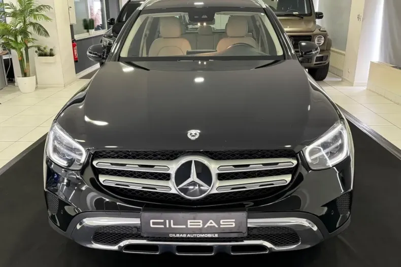 Mercedes-Benz GLC 300 din 2021 cu 89.006 km - oferta MER111605 - foto 3