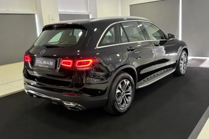 Mercedes-Benz GLC 300 din 2021 cu 89.006 km - oferta MER111605 - foto 7