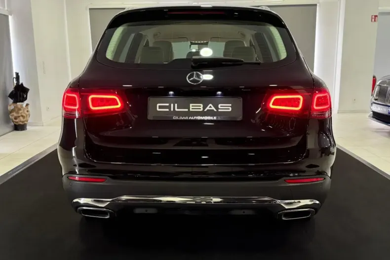 Mercedes-Benz GLC 300 din 2021 cu 89.006 km - oferta MER111605 - foto 8