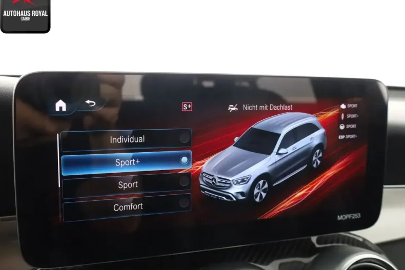 Mercedes-Benz GLC 300 din 2021 cu 95.457 km - oferta MER111607 - foto 25