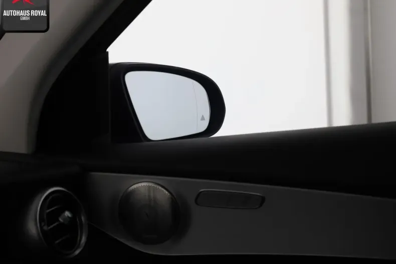 Mercedes-Benz GLC 300 din 2021 cu 95.457 km - oferta MER111607 - foto 28