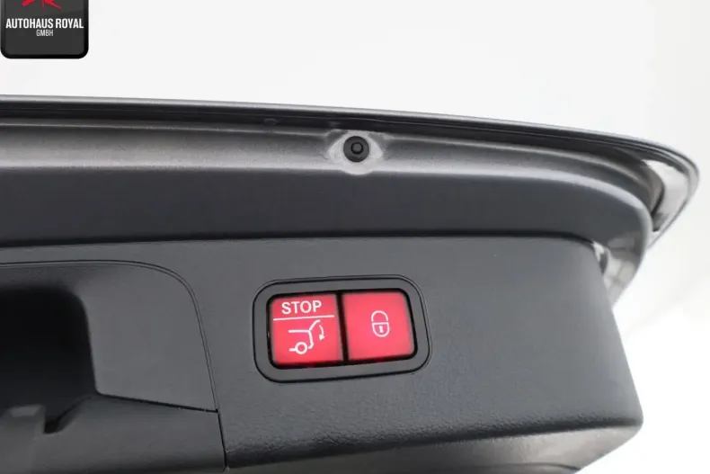 Mercedes-Benz GLC 300 din 2021 cu 95.457 km - oferta MER111607 - foto 29