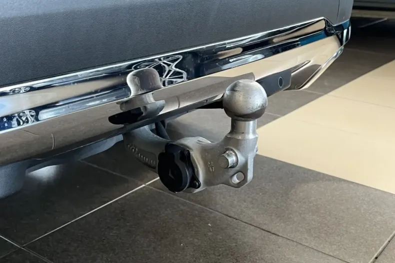 Mercedes-Benz GLC 300 din 2022 cu 82.250 km - oferta MER111611 - foto 7