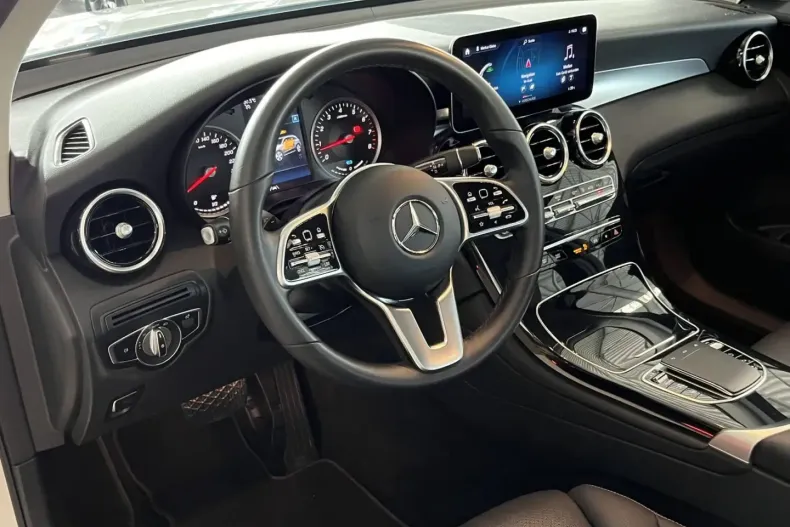 Mercedes-Benz GLC 300 din 2022 cu 82.250 km - oferta MER111611 - foto 13