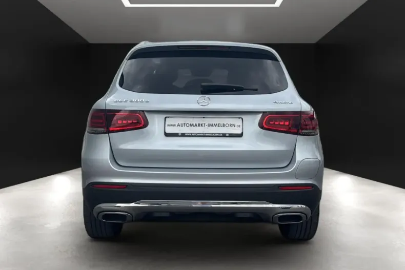 Mercedes-Benz GLC 300 din 2021 cu 56.106 km - oferta MER111613 - foto 10