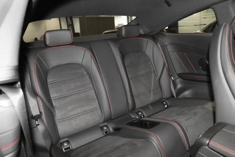 Mercedes-Benz C 43 AMG din 2023 cu 30.303 km - oferta MER111618 - foto 7