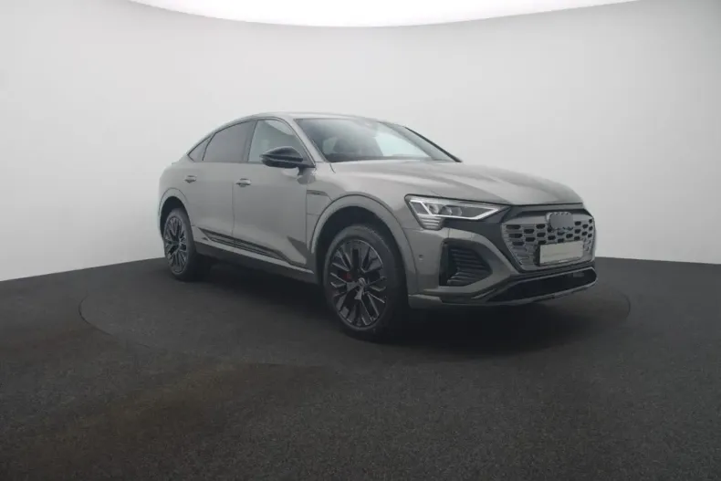 Audi Q8 din 2024 cu 20.561 km - oferta AUD111622 - foto 6