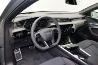Audi Q8 din 2024 cu 20.561 km - oferta AUD111622 - foto 9
