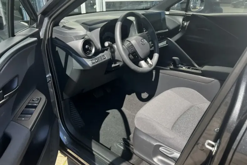 Toyota C-HR din 2024 cu 2.854 km - oferta TOY111624 - foto 7