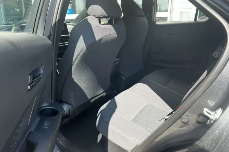 Toyota C-HR din 2024 cu 2.854 km - oferta TOY111624 - foto 9