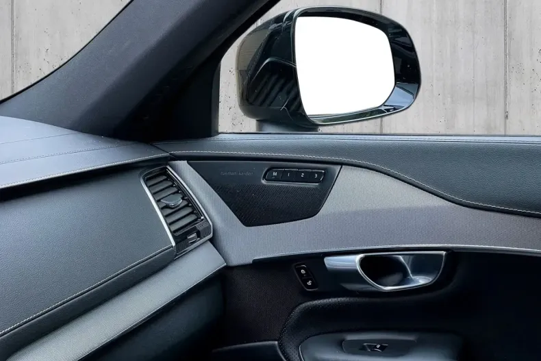 Volvo XC90 din 2021 cu 86.000 km - oferta VOL111643 - foto 13