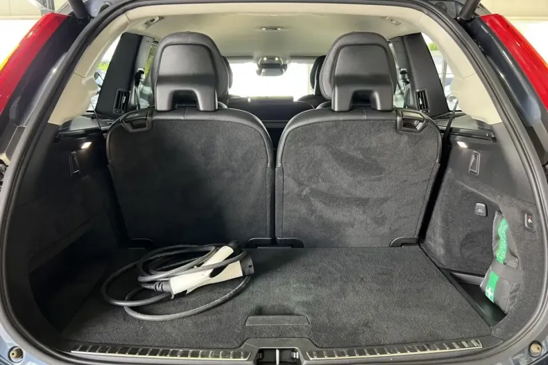 Volvo XC90 din 2020 cu 76.058 km - oferta VOL111644 - foto 12