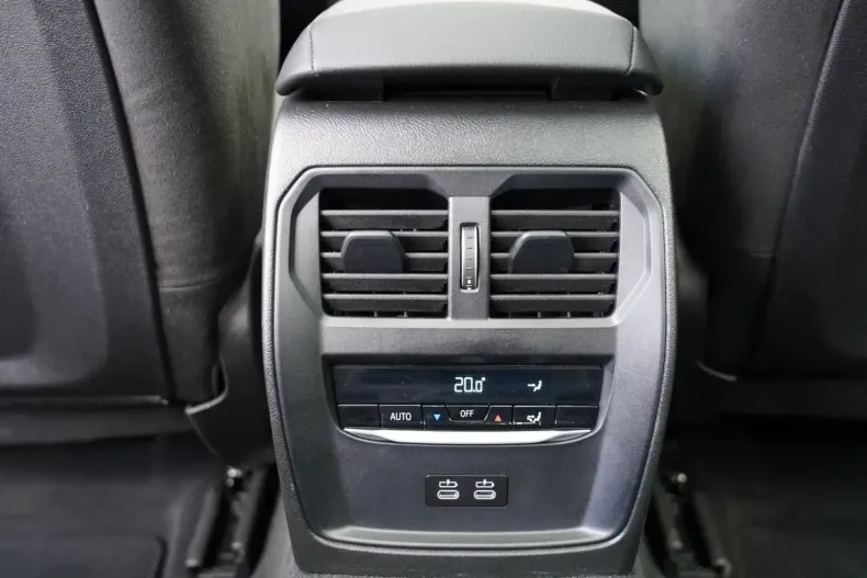 BMW 320 din 2024 cu 25.000 km - oferta BMW111651 - foto 13