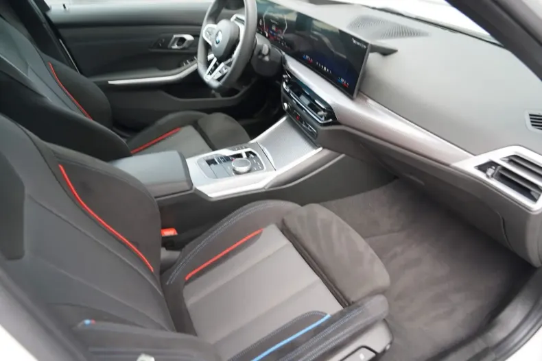 BMW 320 din 2024 cu 25.000 km - oferta BMW111651 - foto 19