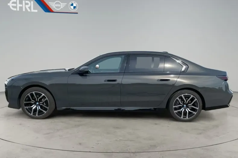 BMW 740 din 2024 cu 18.081 km - oferta BMW111652 - foto 2