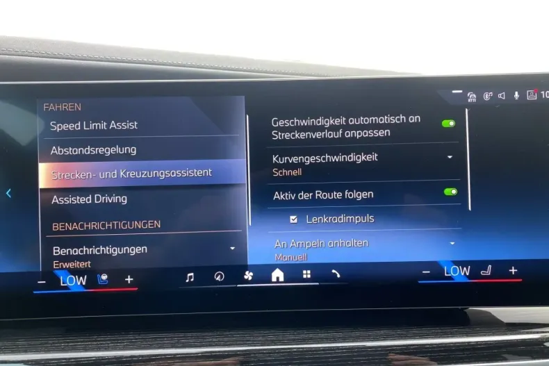 BMW 740 din 2024 cu 18.081 km - oferta BMW111652 - foto 27