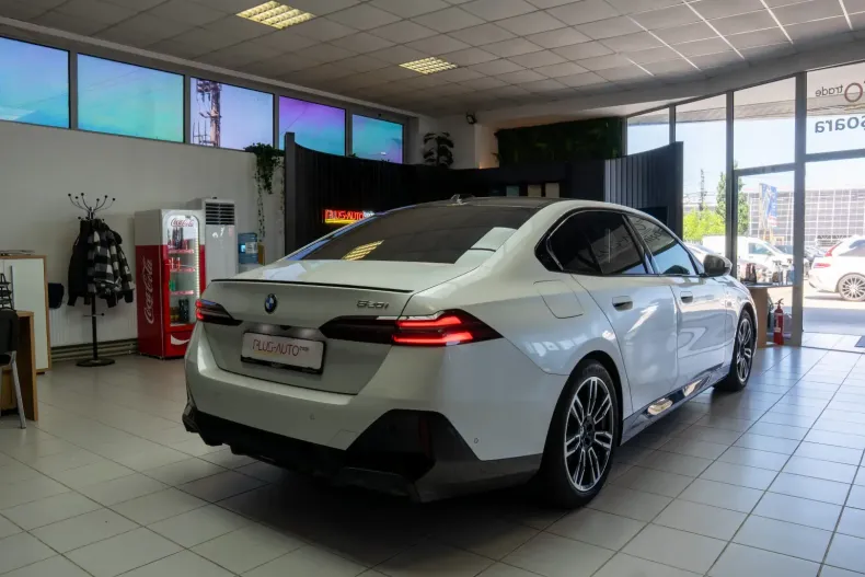 BMW 520 din 2023 cu 50.627 km - oferta BMW111677 - foto 6