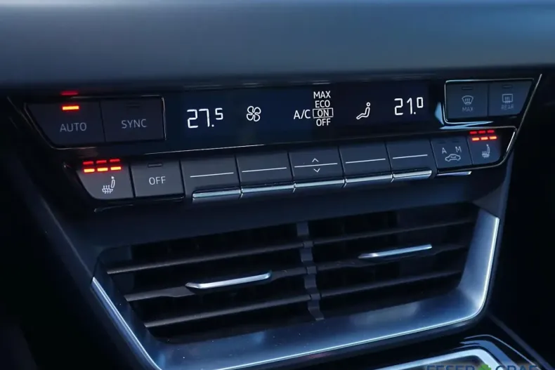 Audi e-tron GT din 2023 cu 6.500 km - oferta AUD111679 - foto 10