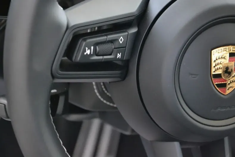 Porsche 992 din 2024 cu 5.300 km - oferta POR111681 - foto 21