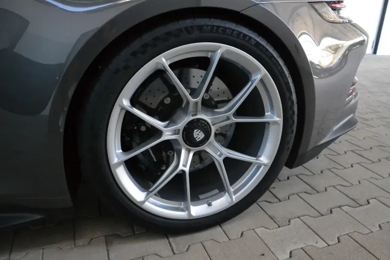 Porsche 992 din 2024 cu 5.300 km - oferta POR111681 - foto 26