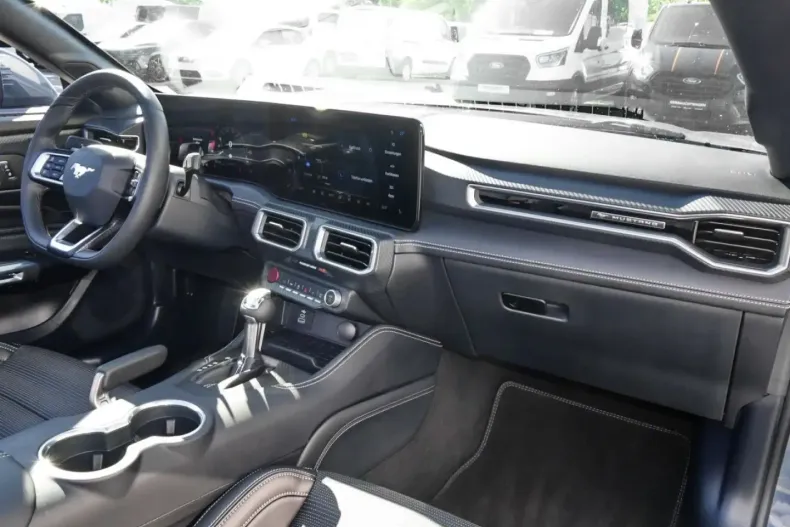 Ford Mustang din 2024 cu 6.423 km - oferta FOR111687 - foto 5