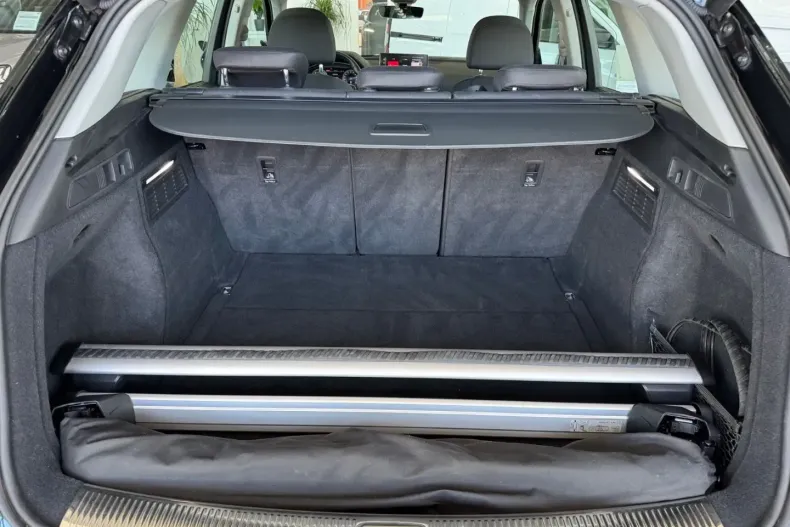 Audi Q5 din 2021 cu 89.990 km - oferta AUD111688 - foto 13