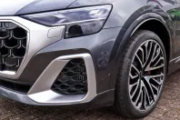 Audi SQ8 din 2024 cu 1.950 km - oferta AUD111691 - foto 3