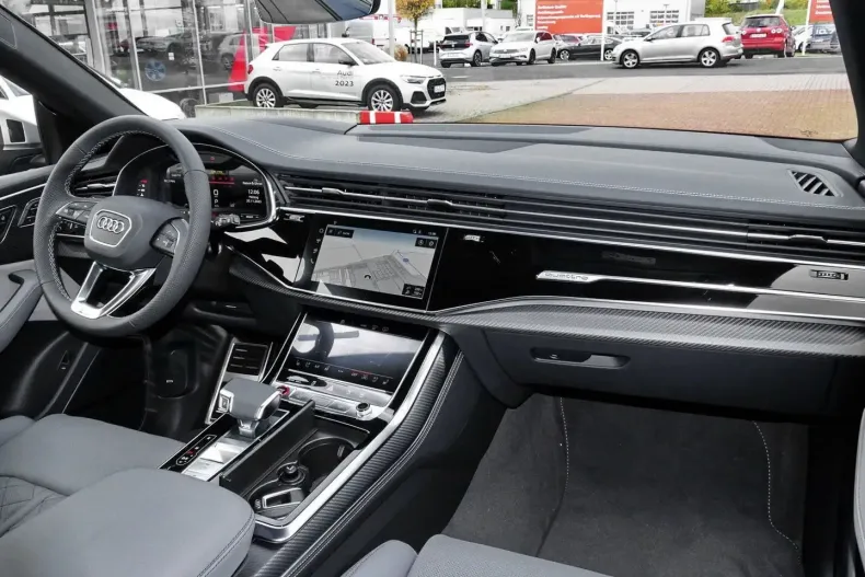 Audi SQ8 din 2024 cu 1.950 km - oferta AUD111691 - foto 5