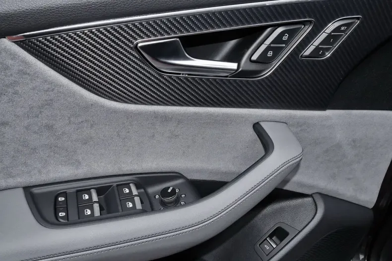 Audi SQ8 din 2024 cu 1.950 km - oferta AUD111691 - foto 11