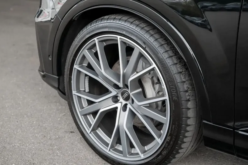 Audi Q7 din 2023 cu 13.499 km - oferta AUD111694 - foto 5
