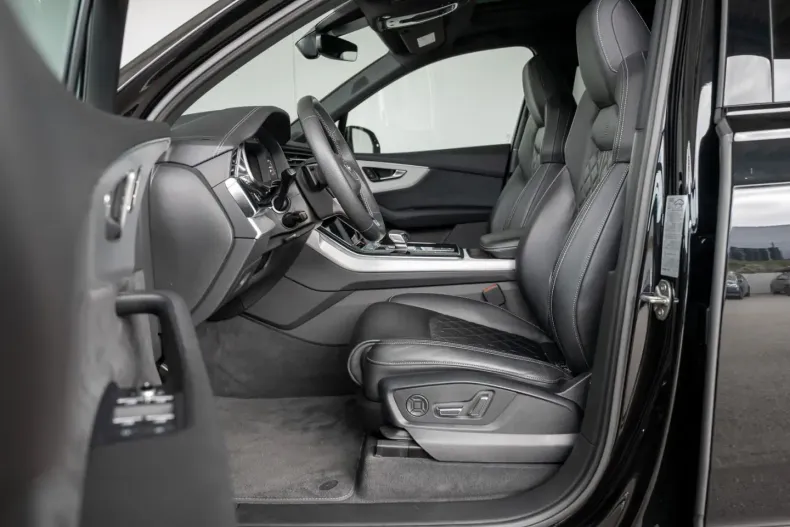 Audi Q7 din 2023 cu 13.499 km - oferta AUD111694 - foto 6