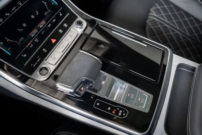 Audi Q7 din 2023 cu 13.499 km - oferta AUD111694 - foto 19