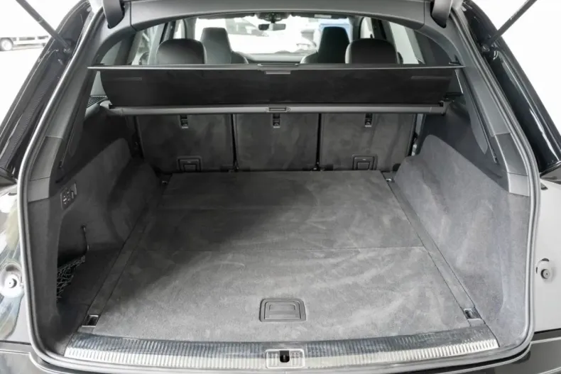 Audi Q7 din 2023 cu 13.499 km - oferta AUD111694 - foto 27