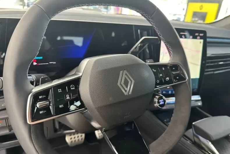 Renault Rafale din 2024 cu 21.500 km - oferta REN111701 - foto 9