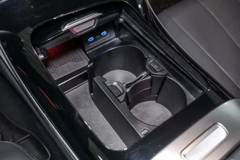 Mercedes-Benz CLE 300 din 2023 cu 21.200 km - oferta MER111708 - foto 17