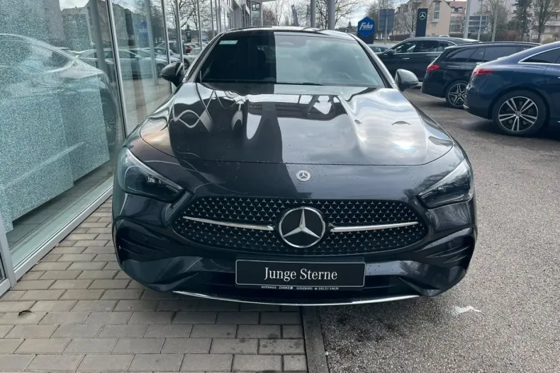 Mercedes-Benz CLE 300 din 2023 cu 25.700 km - oferta MER111709 - foto 3